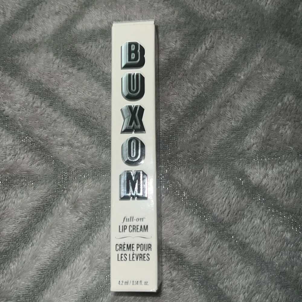 Buxom Full-On Plumping Lip Cream in Mudslide